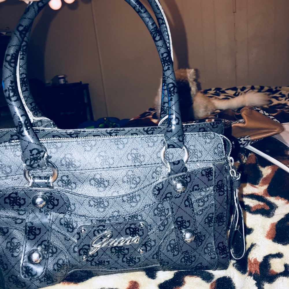 Guess purse